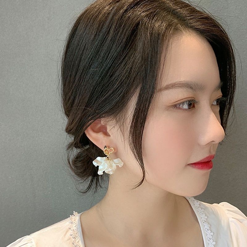 Molly Earring Korean Style