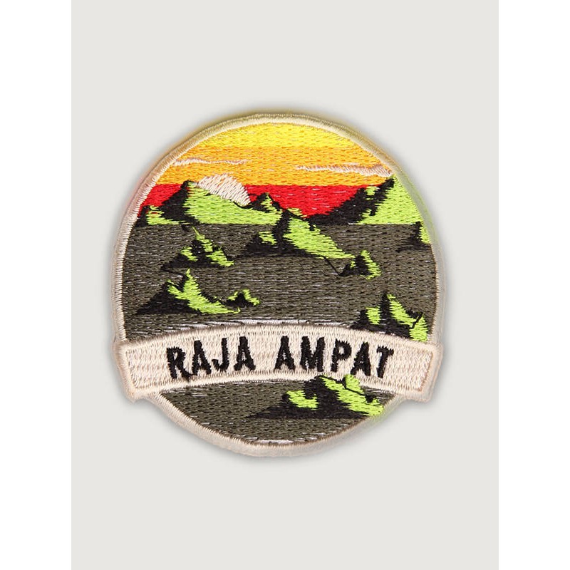 PATCH RAJA AMPAT |  FORIND | Iron Patch yang Mudah di Aplikasikan ke Jaket dan Tas