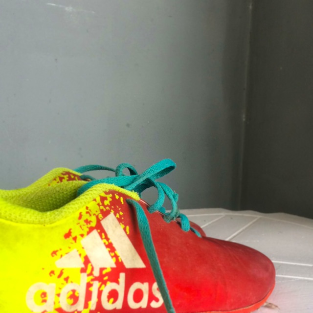 Sepatu futsal/bola adidas ori