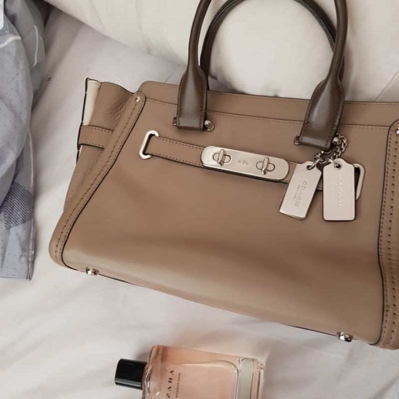COACH SWAGGER PRELOVED SALE
