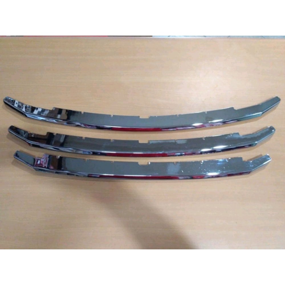 Lis grill depan Avanza dan Xenia 2019