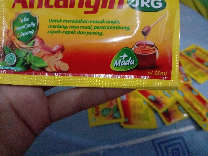 Antangin Jrg Cair 1 Pak Box Dus 12 Sachet Pcs Masuk Angin Kembung