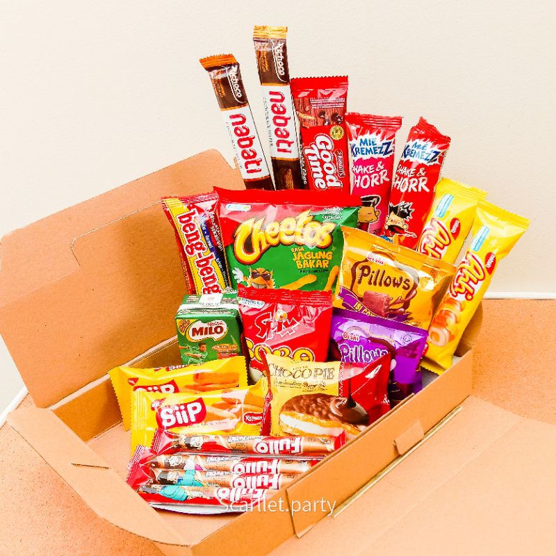

HAMPERS SNACK KADO SIDANG WISUDA SEMPRO ULTAH HAMPERS SNACK MURAH CEMILAN IDUL FITRI LEBARAN