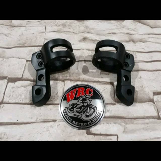 Pangkon Braket Lampu Pesek Golf BYSON