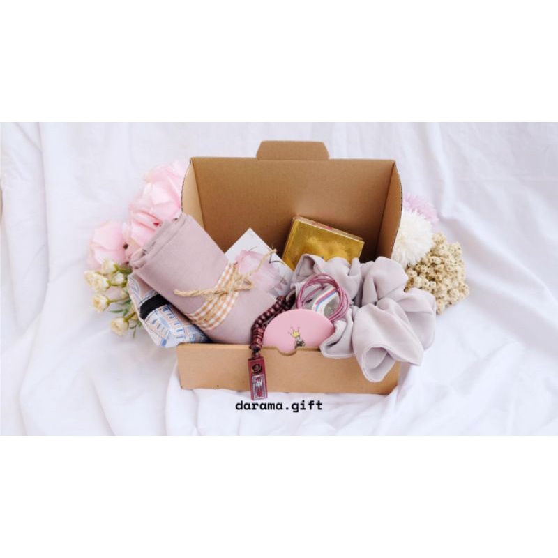 

HAMPERS | GIFTBOX | KADO Birthday, Graduation, Anniversary BOX UKHTI
