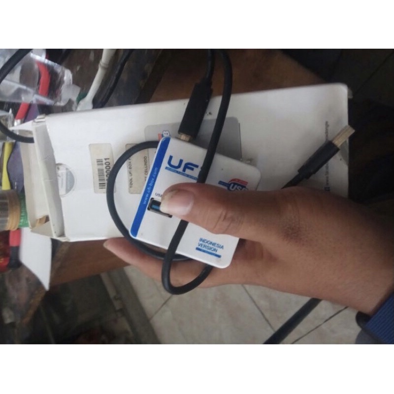 UFI BOX ( ALAT FLASHING HP )