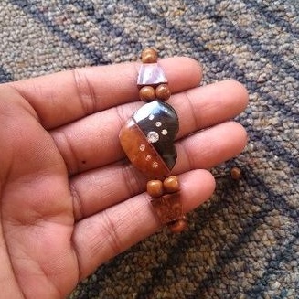 gelang kokka kauka kaukah kaoka kaokah love miring mata samping