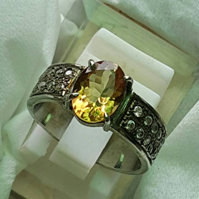 Natural heliodor beryl 1.55 cts