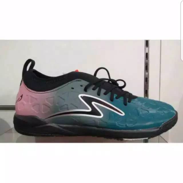 ( 46% OFF ) Sepatu Futsal Specs Swervo Inertia In Biru Pink original