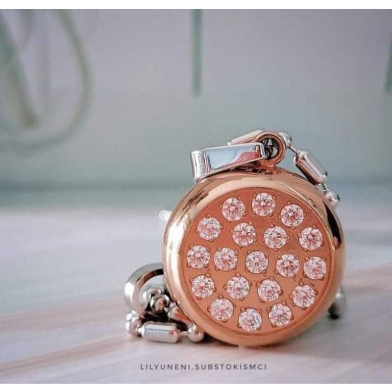 Pendant rose gold M C I