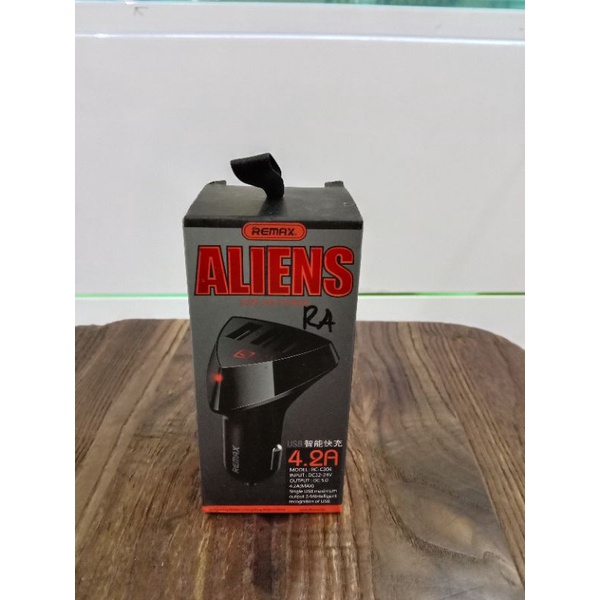 CAR CHARGER REMAX ALIENS 4.2A