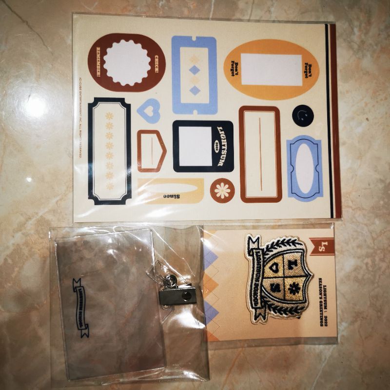 Pvc Card Holder + Wappen + Sticker set Lightsum Season Greeting 2022