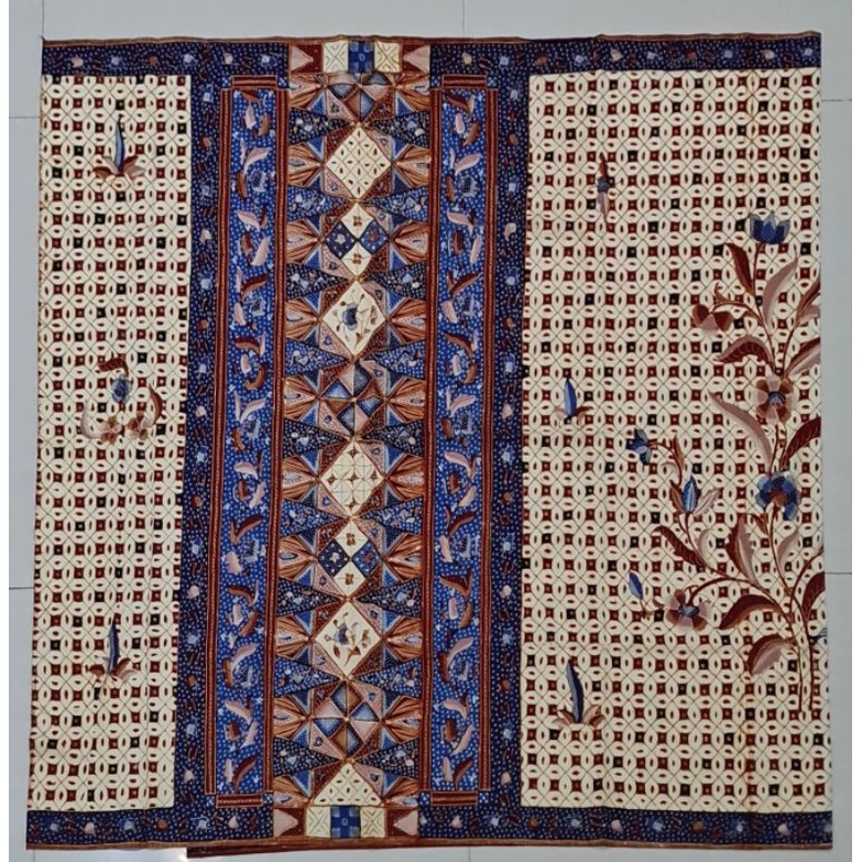SARUNG BATIK TULIS BATIK TRUSMI CIREBON