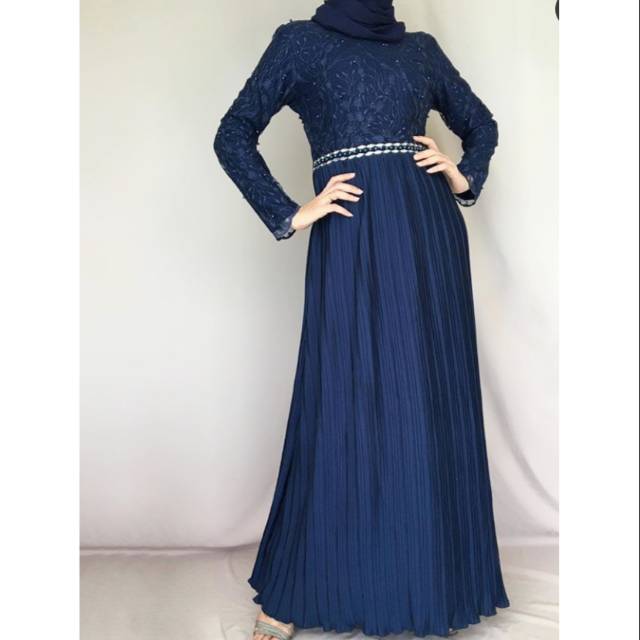 Nadia dress by burgundi kaftan