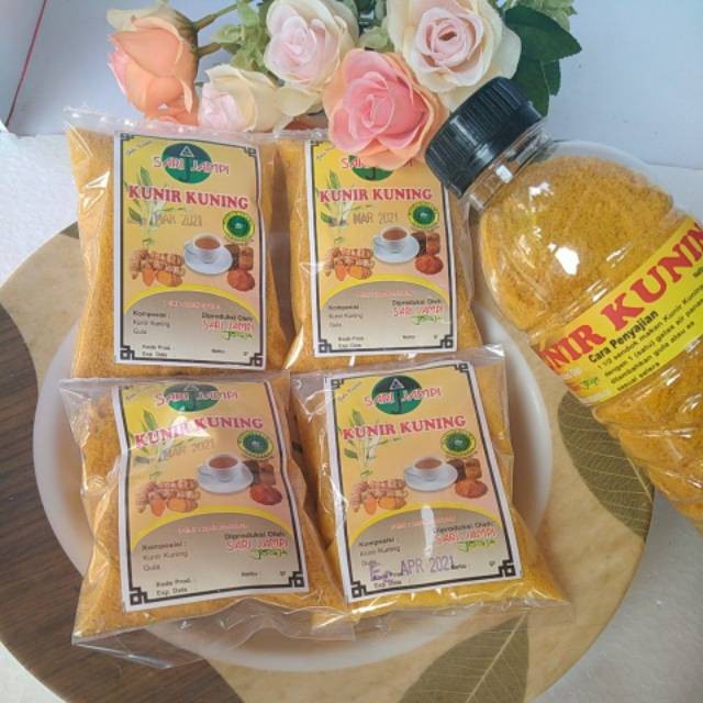 

sari kunir kuning kunyit kuning minuman herbal khas jogja