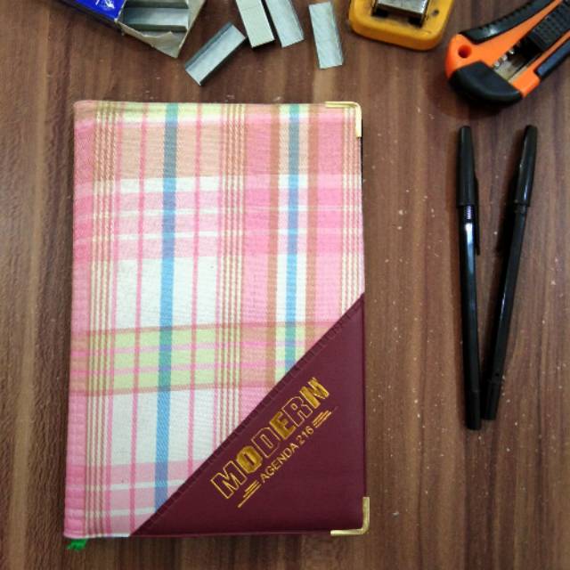 

Note Book Buku Tulis Buku Catatan Buku Murah Agenda MODERN 216 Pink
