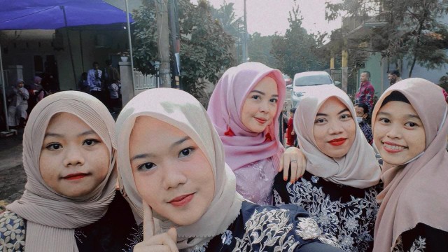 Set Batik Couple Dan Kebaya Sin Sr (2)