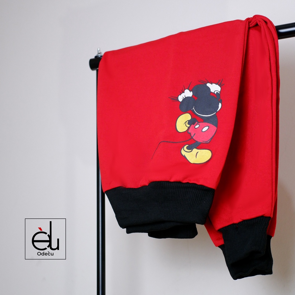 ODECU CREWNECK RED MICKEY SWEATER OVERSIZE WANITA PRIA