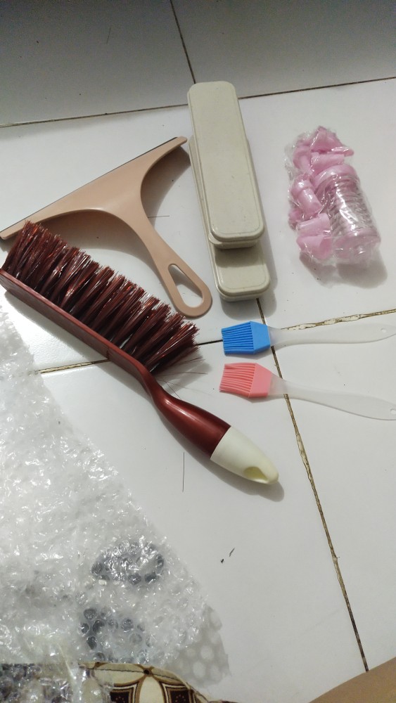 Sikat Sapu Debu Mini Gagang