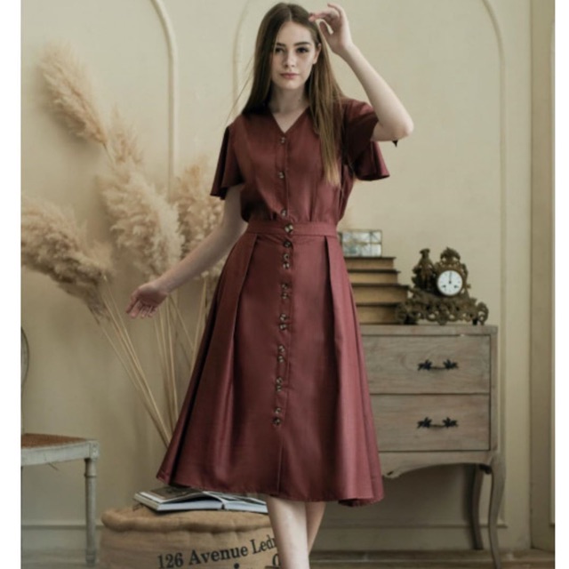 Alaia top @maven_id , jual sesuai pricetag maven