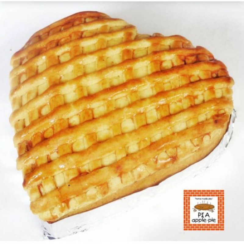 

Apple pie love small