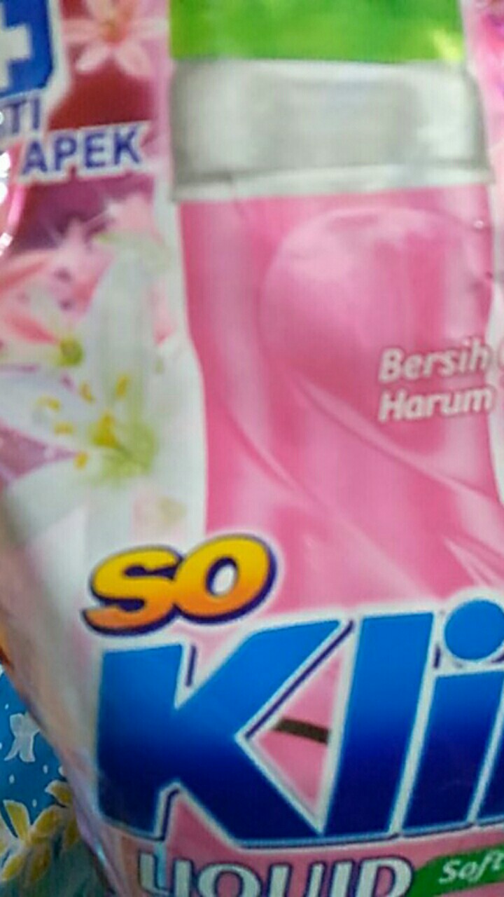 So Klin Liquid Pouch 750 Ml | Soklin Cair