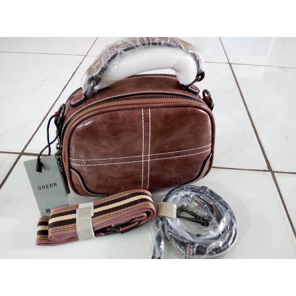 

Oneda Oval Bag #7070