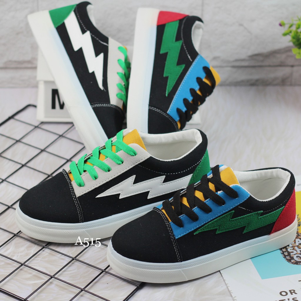 Sepatu sneakers A515