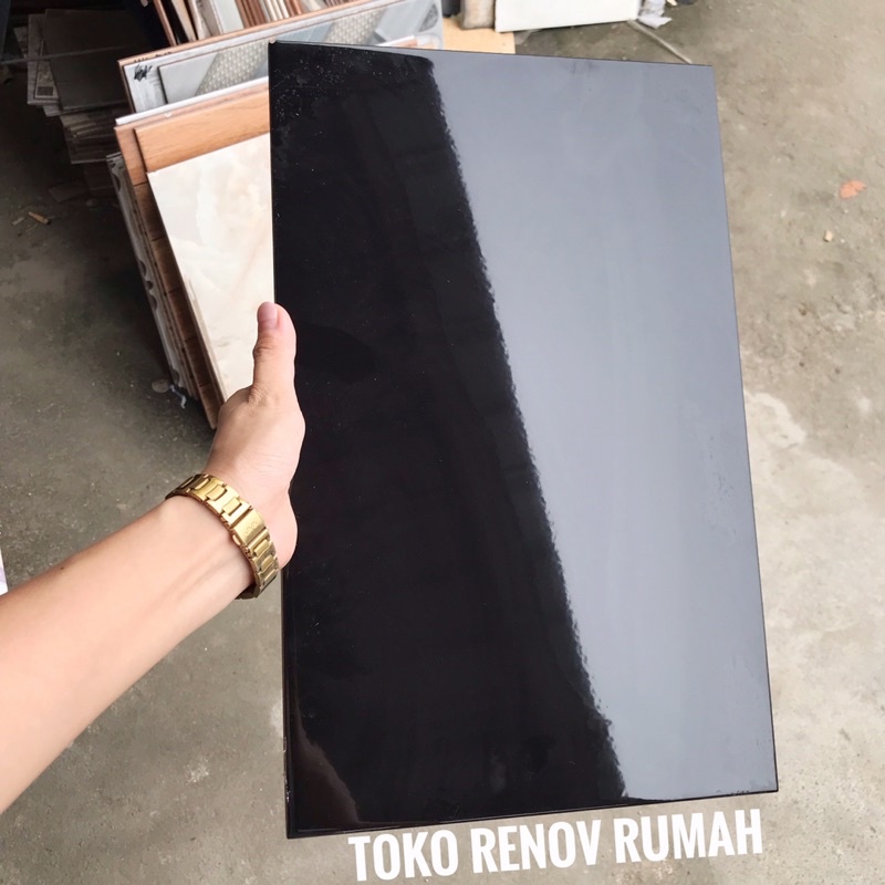 KERAMIK DINDING 25X40 HITAM POLOS (GLOSSY)/ KERAMIK DINDING HITAM POLOS/ KERAMIK DINDING KAMAR