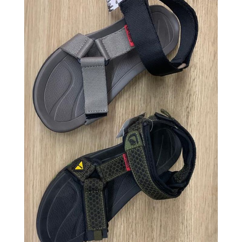 Sandal gunung Ardiles