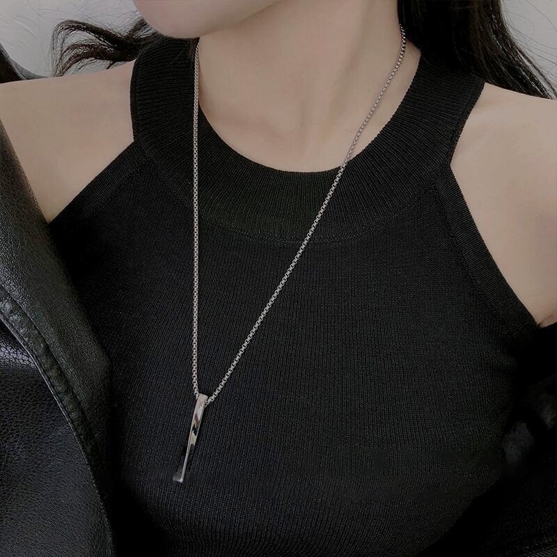 Kalung Rantai Liontin Persegi Panjang Bahan Stainless Steel Warna Hitam Untuk Hadiah