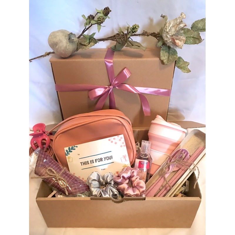 

Paket Hadiah Pacar | Kotak Kado | Gift Box | Valentine | Hadiah Ulang Tahun Cewe | Hampers