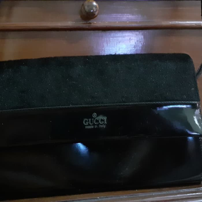 Tas kulit hitam klasik merk gucci preloved