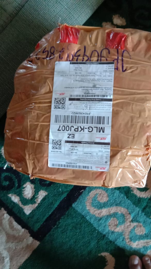 Toples Karakter Bunga Mawar Dari Kain Flanel