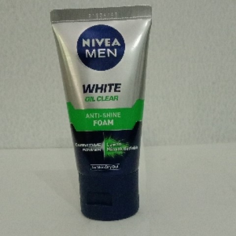 Nivea Men White Oil Clear Anti Shine Foam