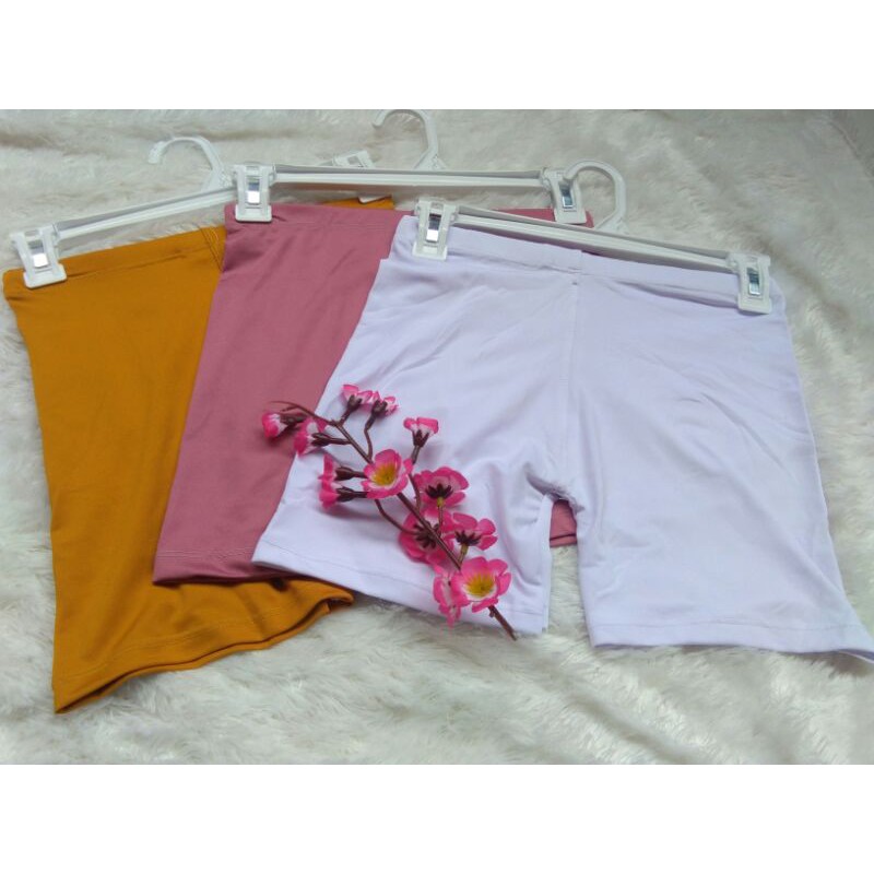 Short Standart / Celana Legging Pendek Sepaha