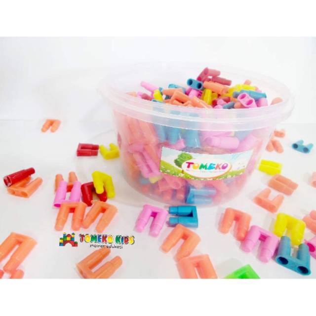 TOMEKO Lego Roket