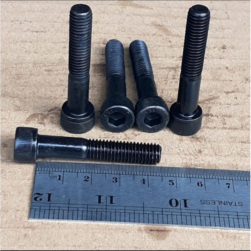 BAUT L BAJA M8 X 45 / BAUT L M8 X 45 / BAUT L M8X45 BAJA HITAM / BAUT M8 / BAUT 13 KUNCI L6 / L 6 HA