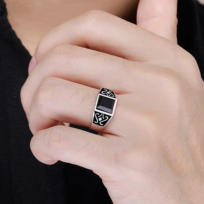 Cincin Model Terbuka Desain Totem Misteri Gaya Retro Untuk Pria