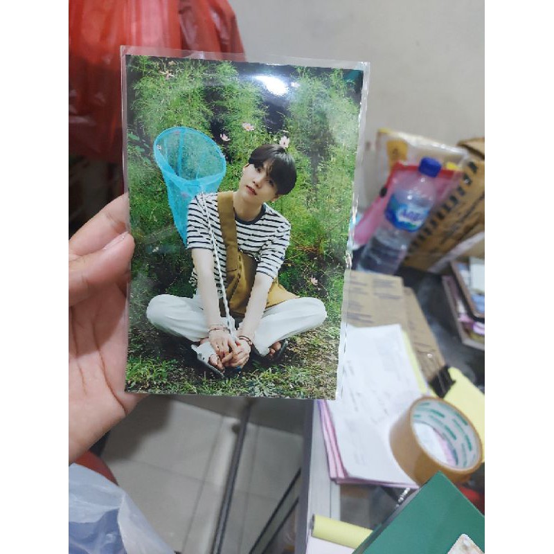 Random Photo Season's Greeting 4x6 SUGA