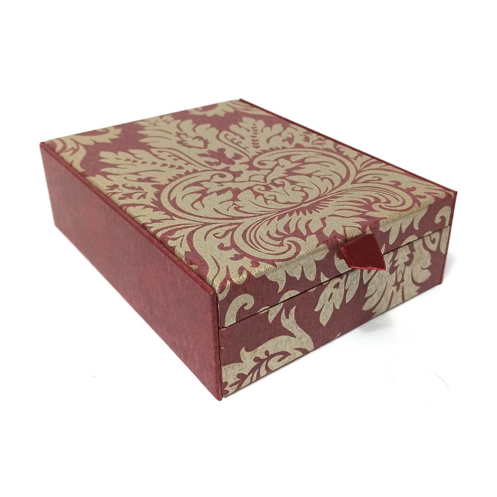 

Kotak kado / Kotak Hadiah / Gift Box 27495