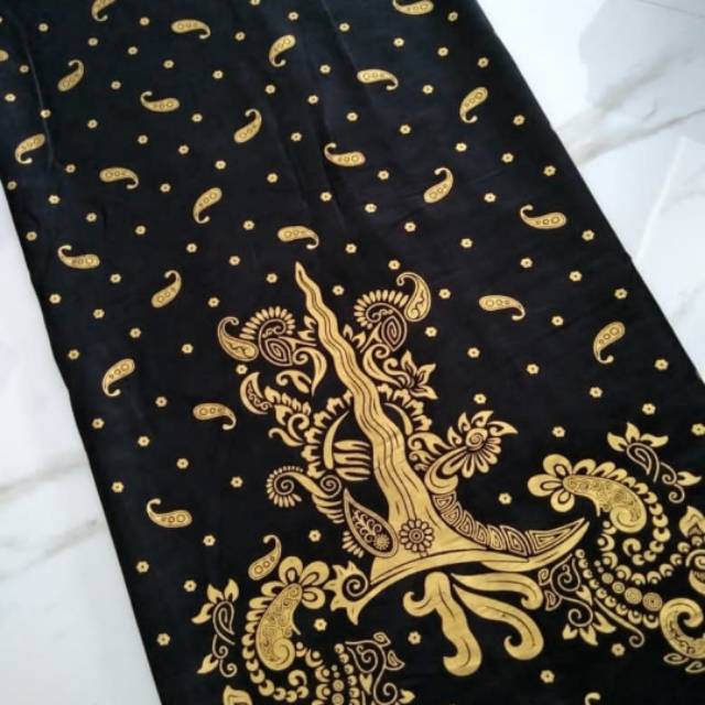 kain batik pekalongan prada motif keris