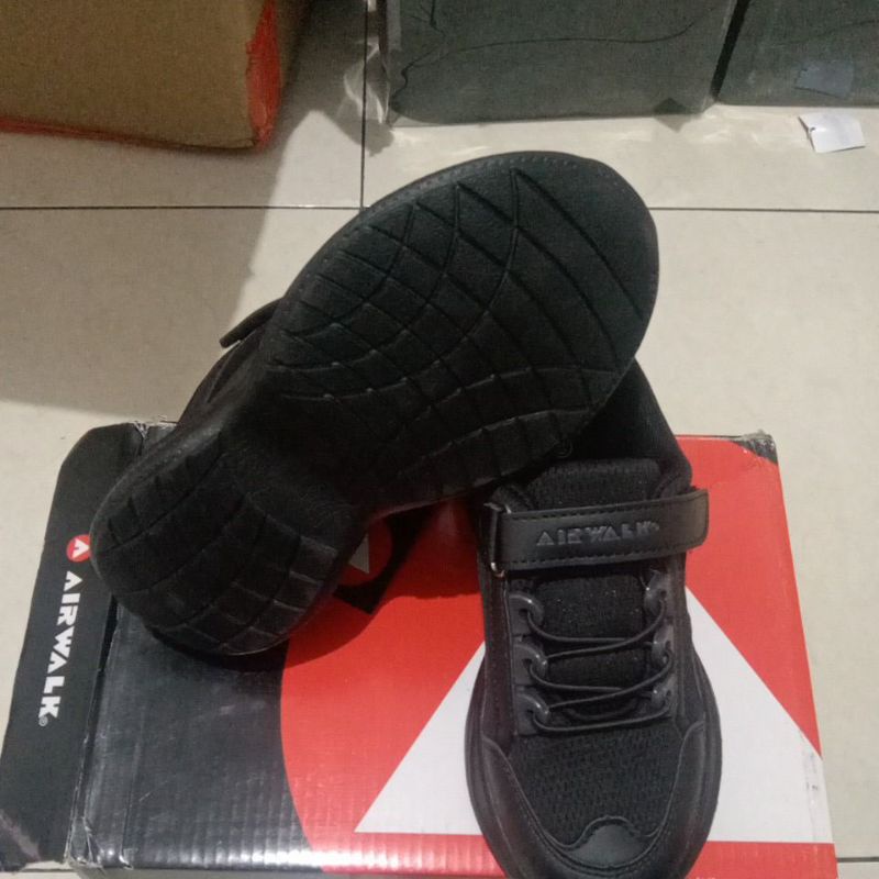 Sepatu Airwalk REILLY JR (B)