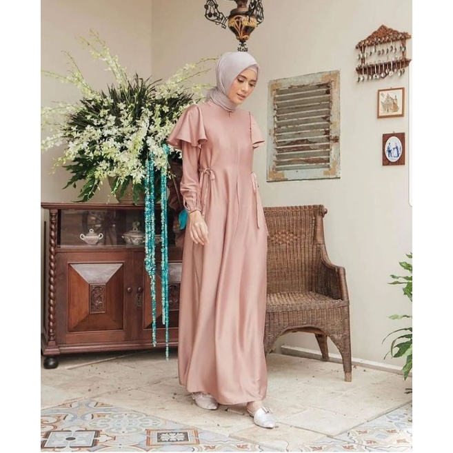 wearing klamby rinjani dress (sold)