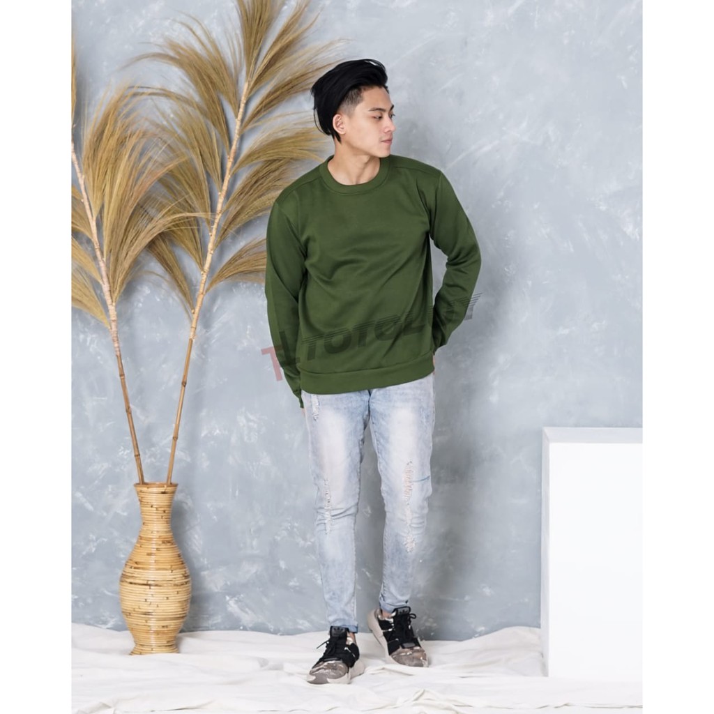 MUKZHOP - SWEATER BASIC JUMPER / TOTOLUY.ID / HIJAU ARMY