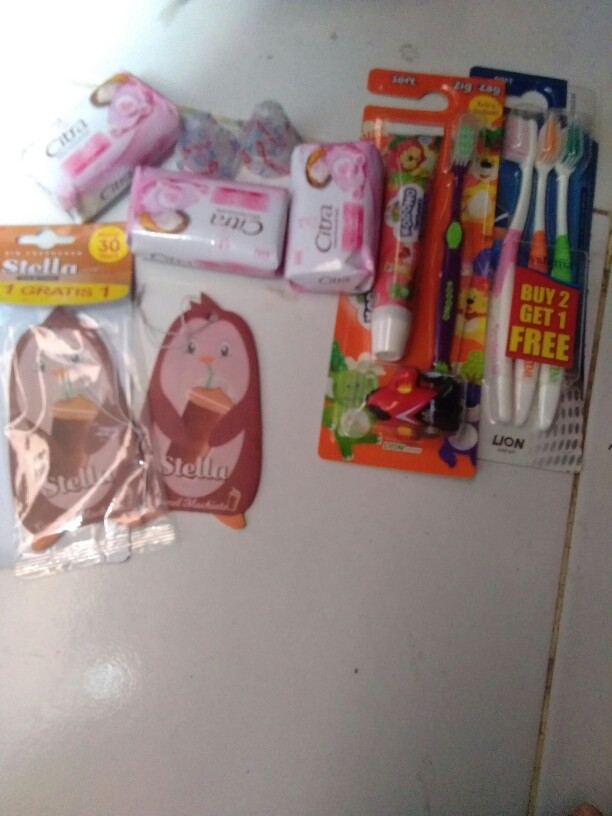 Stella Fun & Fresh Beli 1 Gratis 1 All Varian