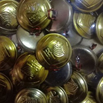 kancing jaket almamater pnj