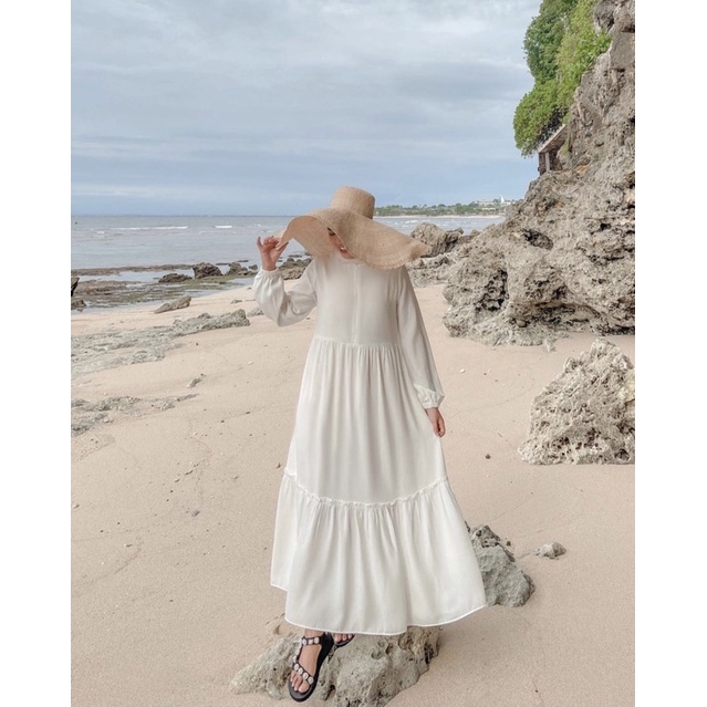 Emily Midi Dress Kienka Pearl size M | dress broken white | dress umroh | dress pengajian | gamis br
