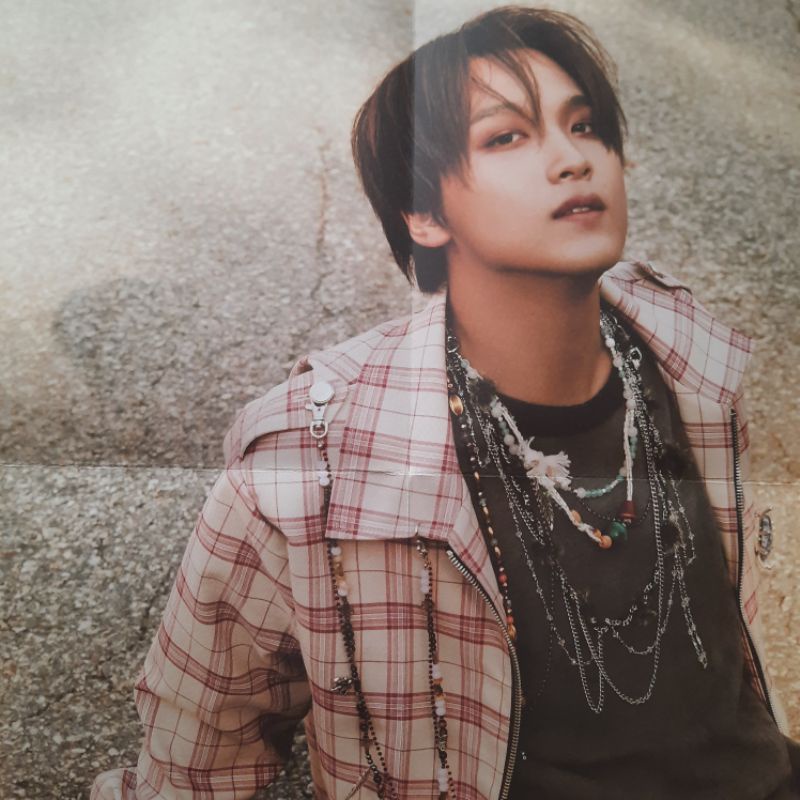 Haechan chilling folded poster
