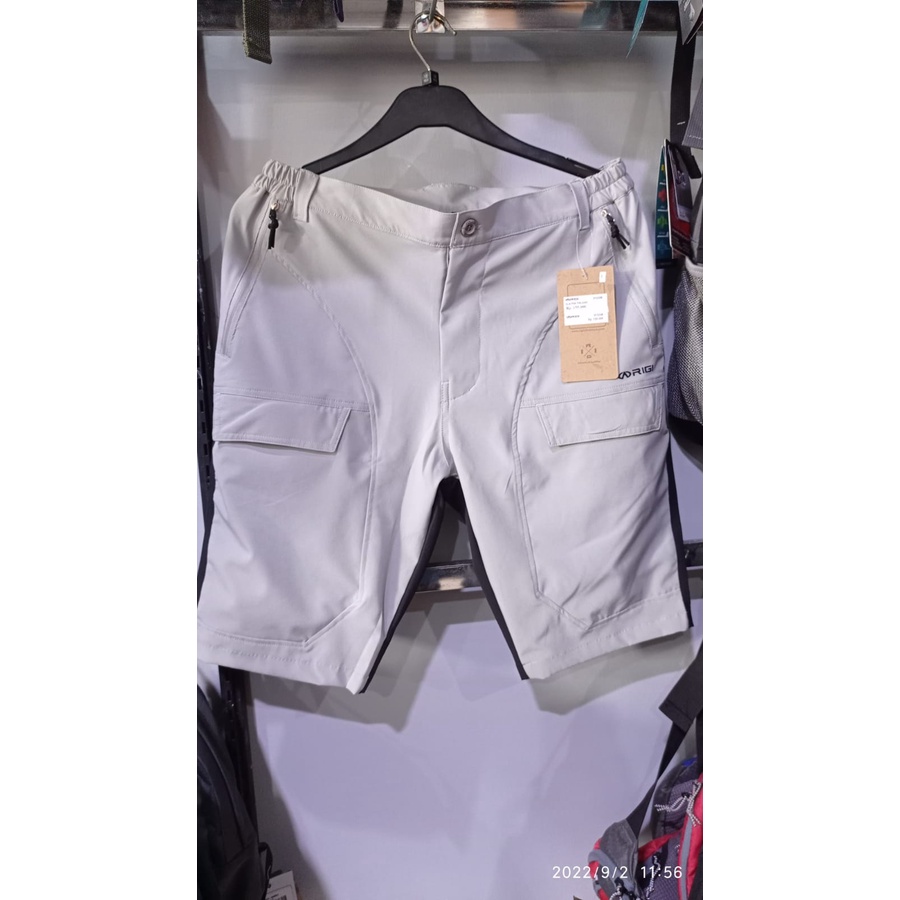 CELANA PENDEK RIGI TRILOGIC